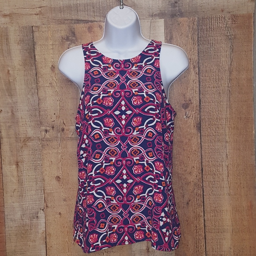 FREE SHIPPING  Vineyard Vines sleeveless top